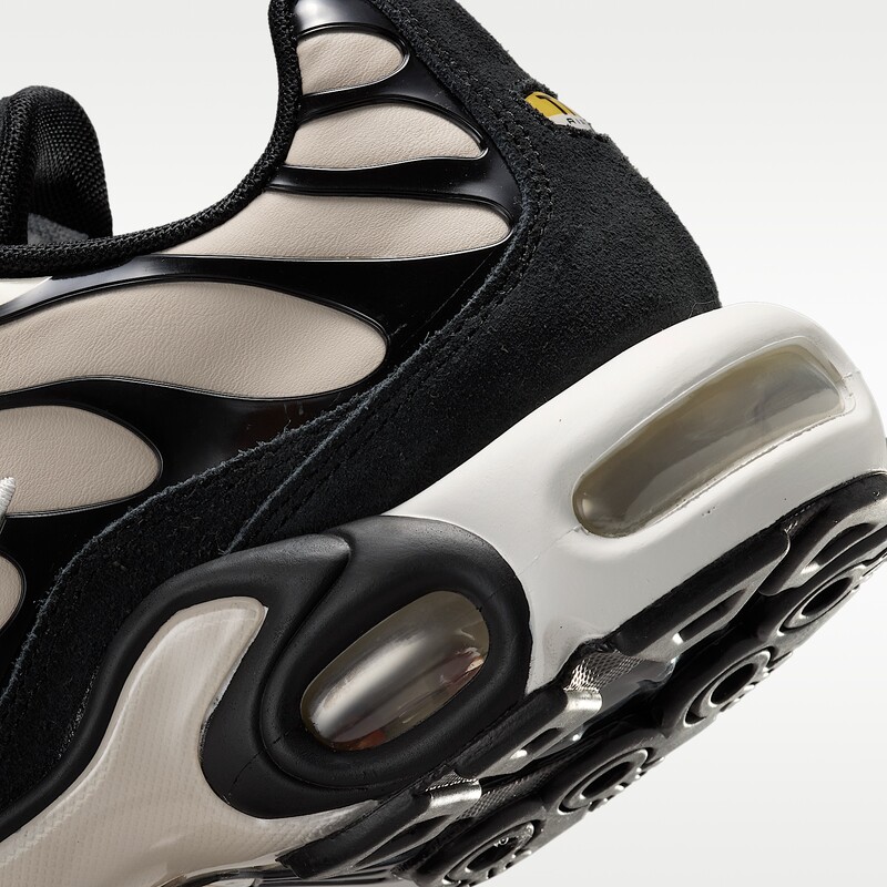 Nike Air Max Plus Suede "Cream" | IV5286-200 Nike Air Max Plus Suede "Cream" | IV5286-200