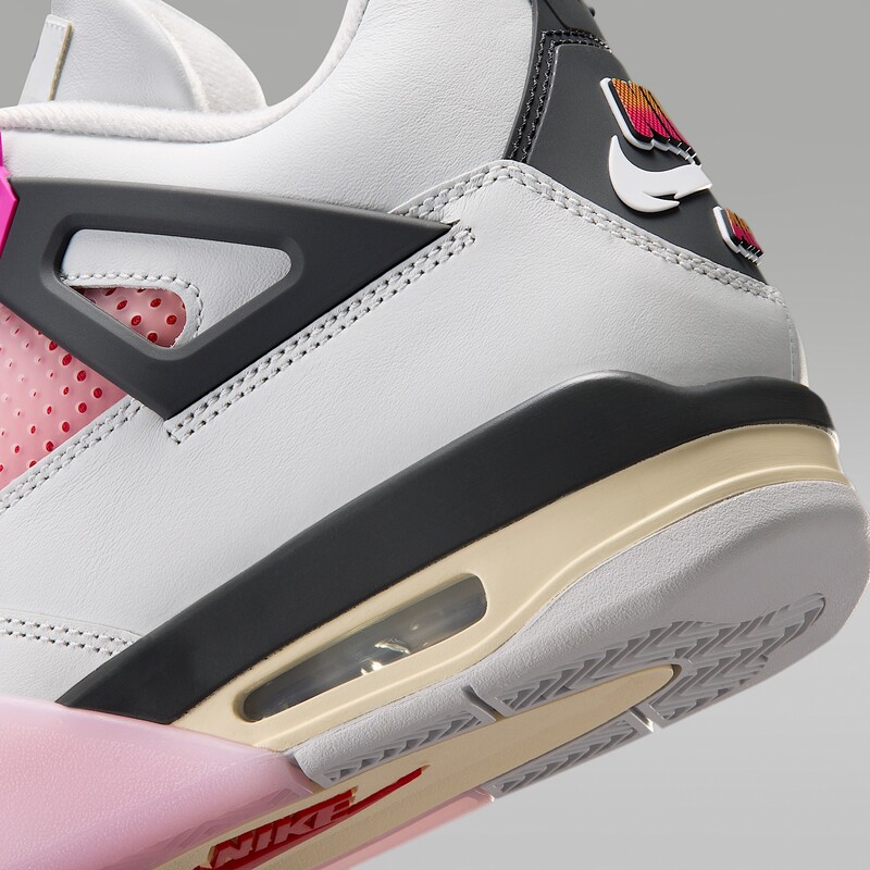 Air Jordan 4 Retro "Comic" | JA1135-100