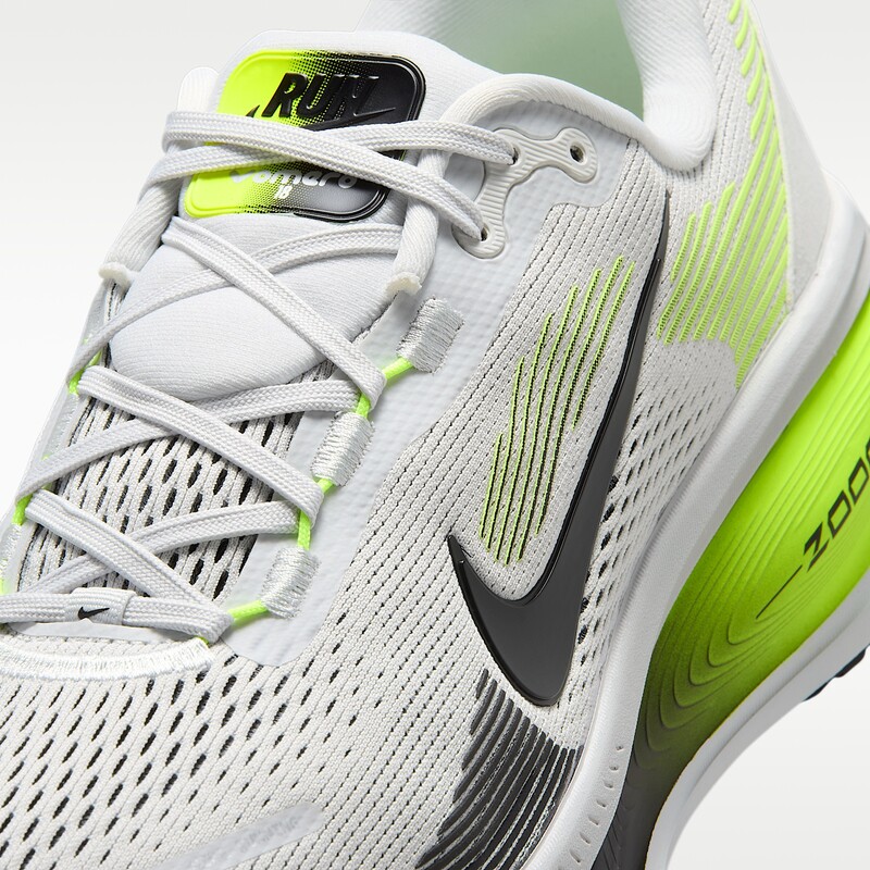 Nike Vomero 18 "Photon Dust/Volt" | HM6803-021 Nike Vomero 18 "Photon Dust/Volt" | HM6803-021