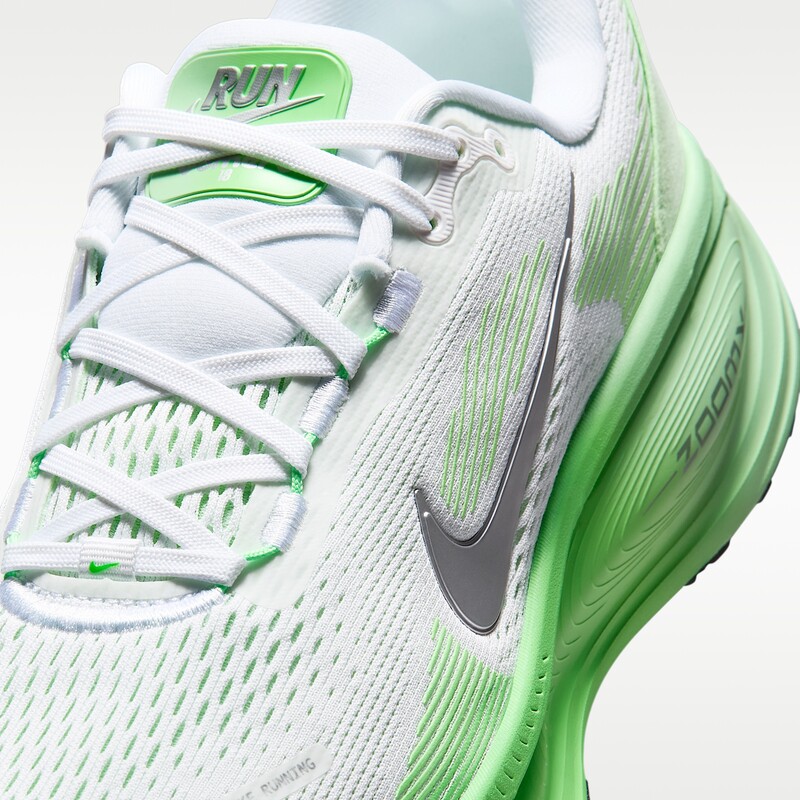Nike Vomero 18 "White/Illusion Green" | HM6804-117