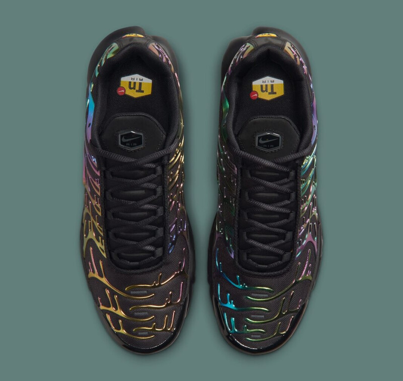 Nike Air Max Plus "Oil Slick" | IH7960-001 Nike Air Max Plus "Oil Slick" | IH7960-001