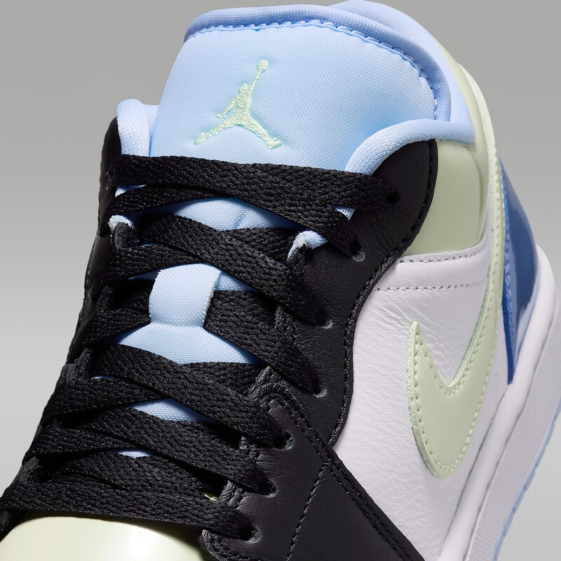 Air Jordan 1 Low "Mismatched Patent" | IX3521-010 Air Jordan 1 Low "Mismatched Patent" | IX3521-010