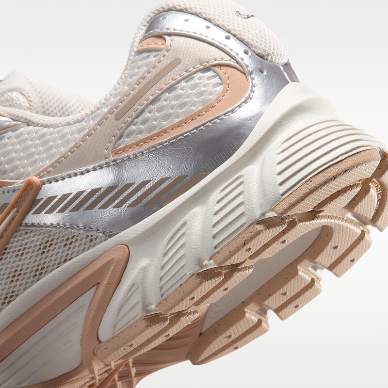 Nike V5 RNR "Phantom" | HQ7901-012