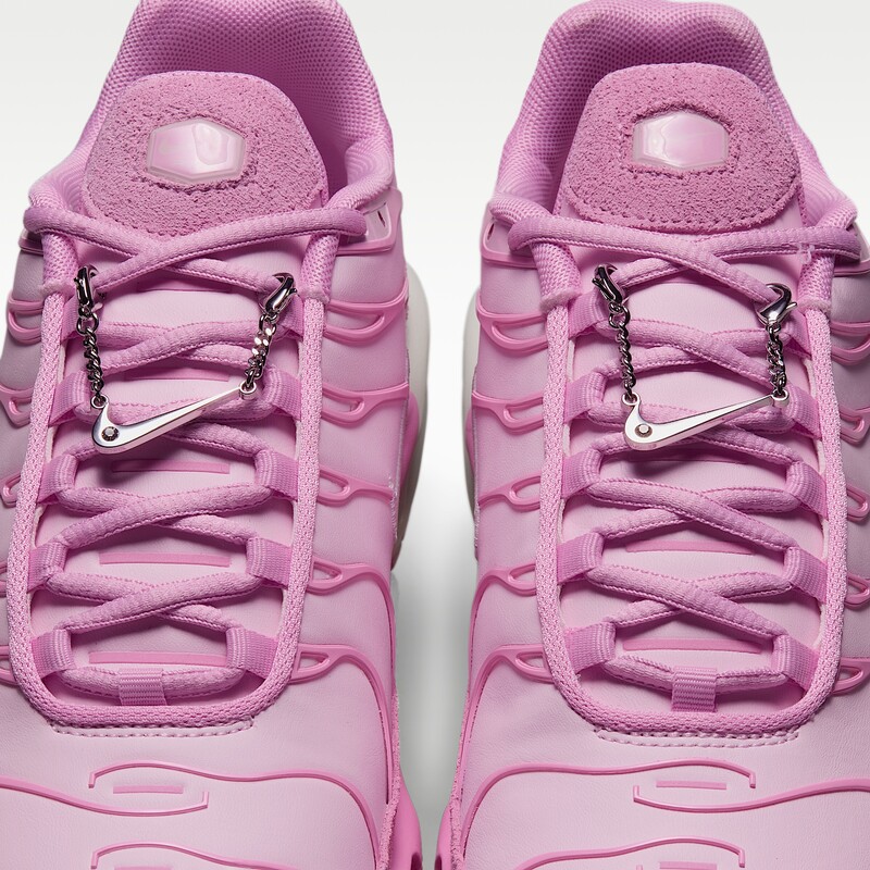 Nike Air Max Plus Suede "Pink Rise" | IV5286-600 Nike Air Max Plus Suede "Pink Rise" | IV5286-600