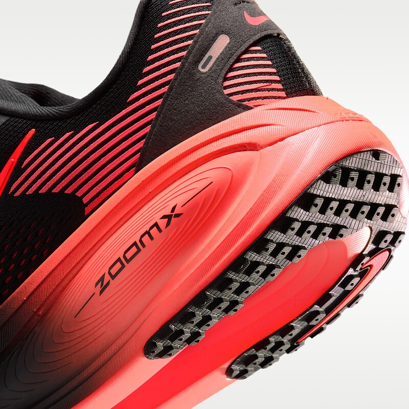 Nike Vomero 18 "Bred" | HM6803-019 Nike Vomero 18 "Bred" | HM6803-019