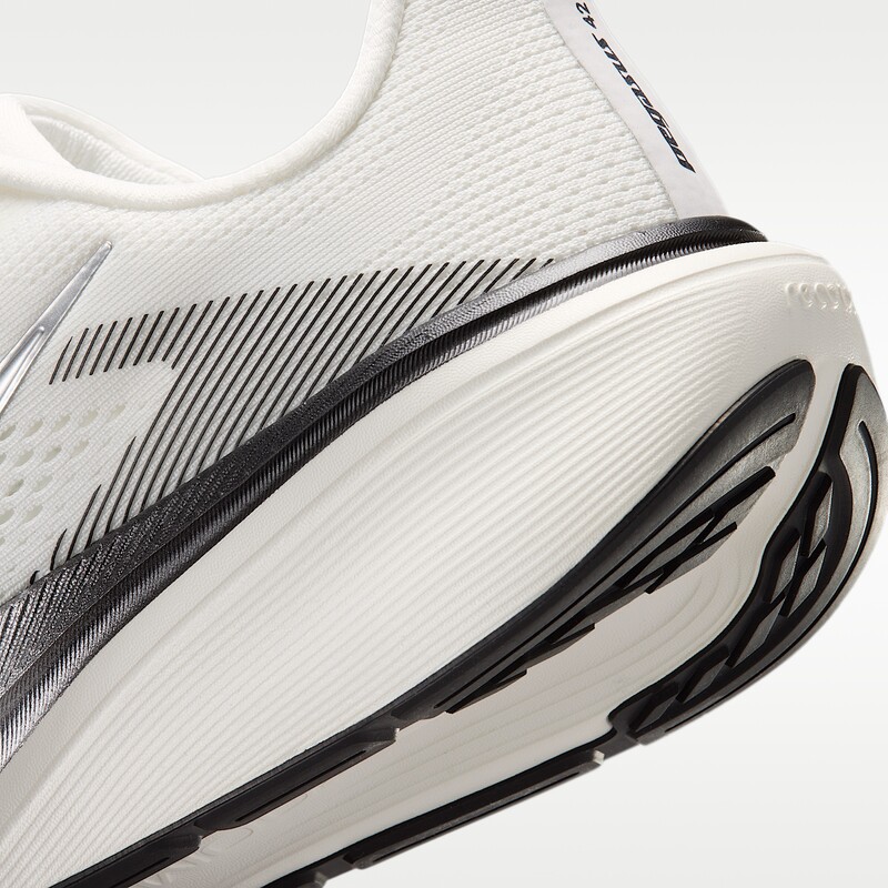 Nike Pegasus 42 "Metallic Silver" | IR0298-100 Nike Pegasus 42 "Metallic Silver" | IR0298-100