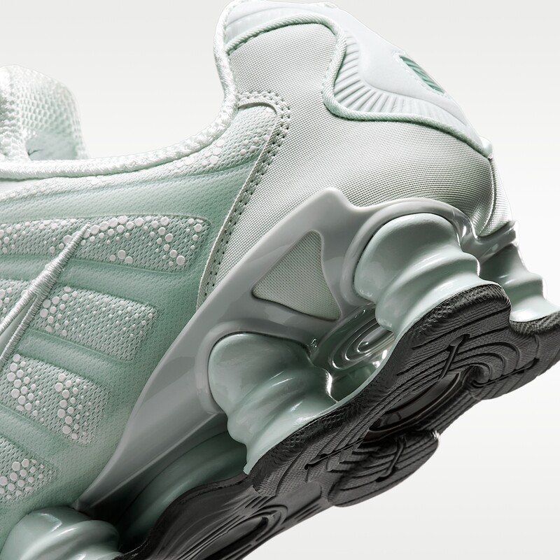 Nike Shox TL "Newsprint" | IM4687-002
