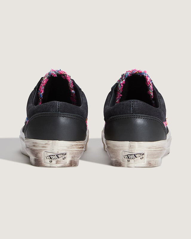 Vans Premium Old Skool 36 Souvenir "Black" | VN000E8VEMV Vans Premium Old Skool 36 Souvenir "Black" | VN000E8VEMV
