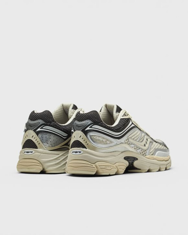 Saucony ProGrid Omni 9 "Eggshell" | S101245-1018