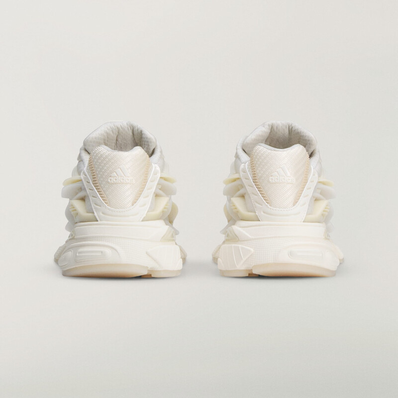 Pharrell Williams x adidas Adistar Jellyfish "Chalk White" | KH6730