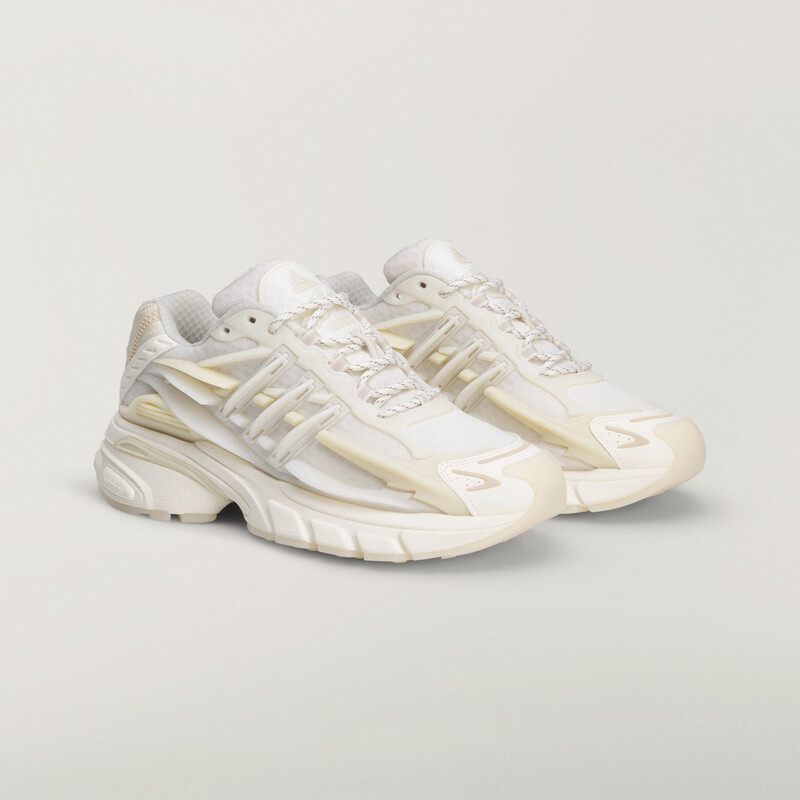 Pharrell Williams x adidas Adistar Jellyfish "Chalk White" | KH6730