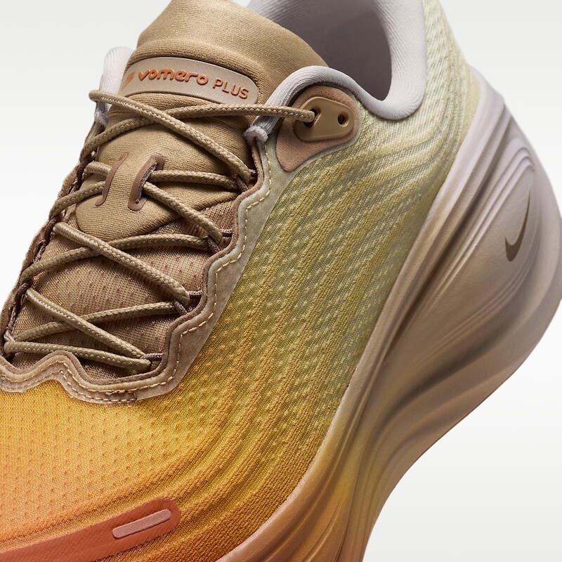 Nike Vomero Plus "Cheat Day" | IV4522-200 Nike Vomero Plus "Cheat Day" | IV4522-200