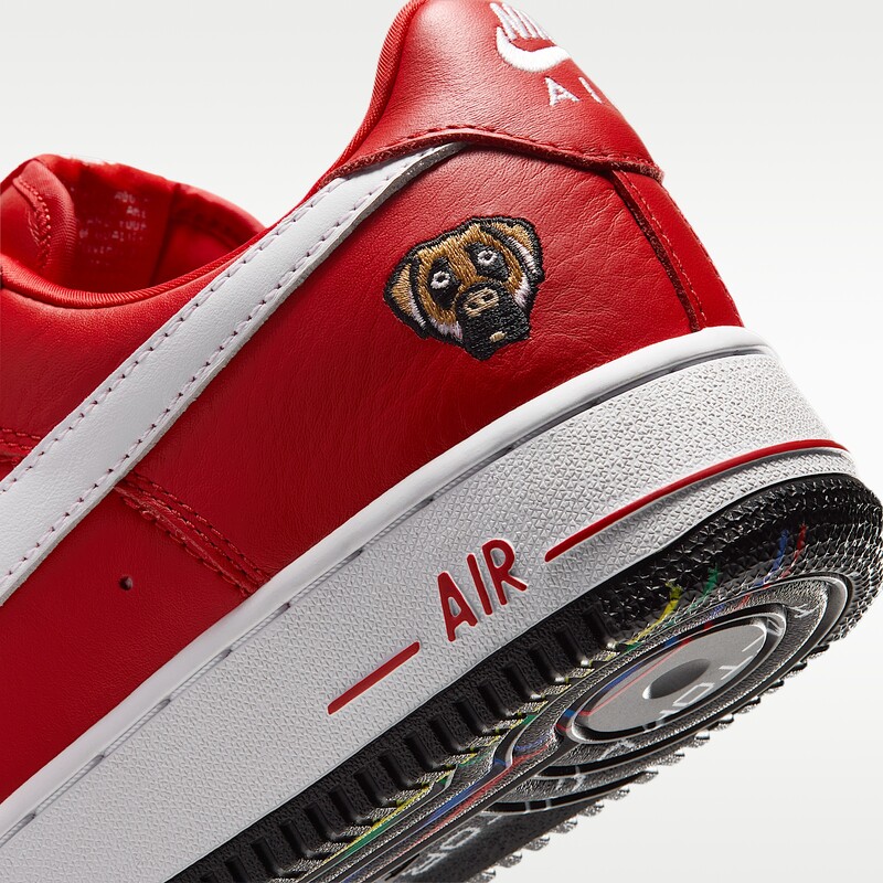 Victor Victor x Nike Air Force 1 ’01 "University Red" | IV3238-600 Victor Victor x Nike Air Force 1 ’01 "University Red" | IV3238-600