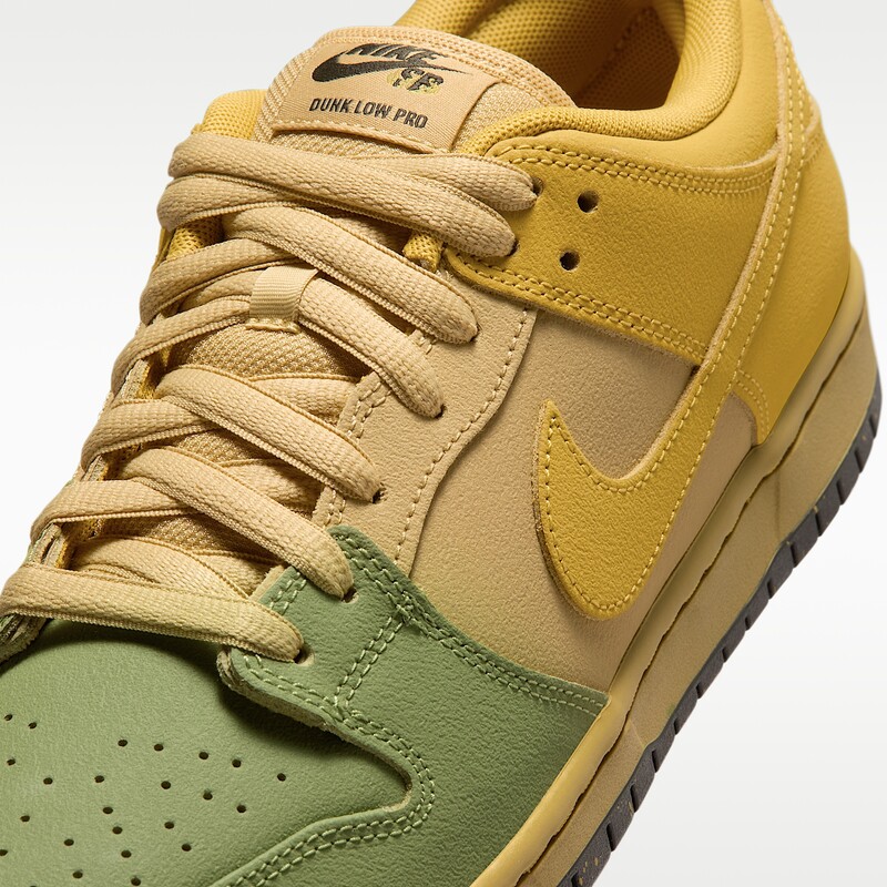 Nike SB Dunk Low "Hatch Chilli" | IO0427-300