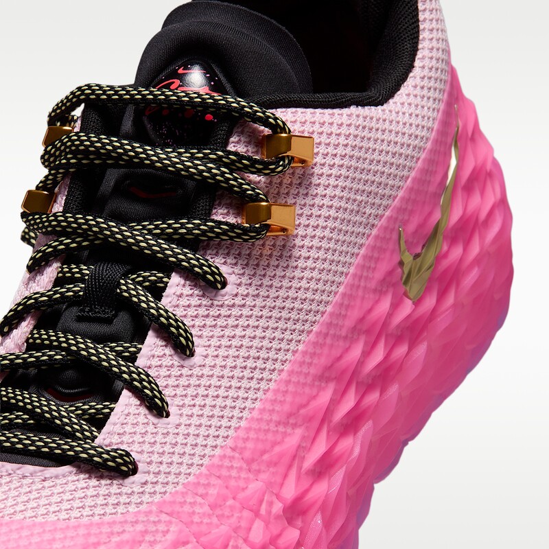 Nike S.T. Charge "Pink Foam" | IO8063-600 Nike S.T. Charge "Pink Foam" | IO8063-600