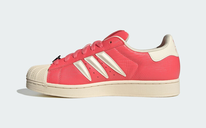 Pokemon x adidas Superstar "Charmeleon" | KI2856 Pokemon x adidas Superstar "Charmeleon" | KI2856