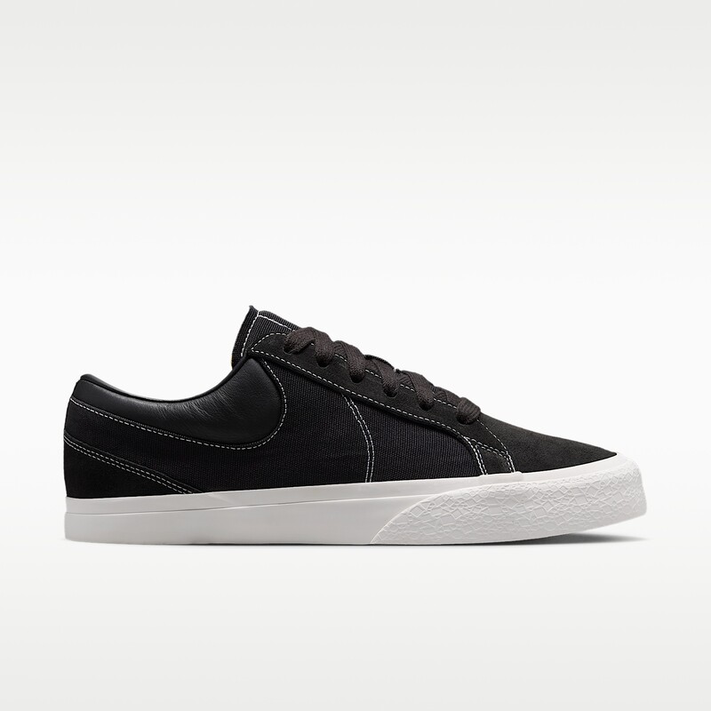 Nike Blazy "Black/Sail" | IM2523-001