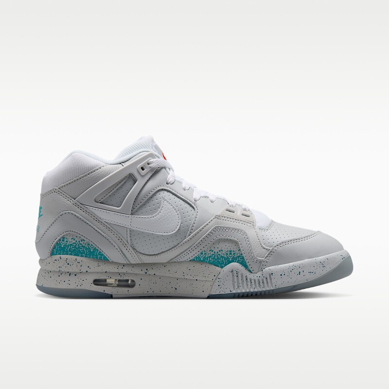 Nike Air Tech Challenge 2 "Back to the Future" | IX4084-025