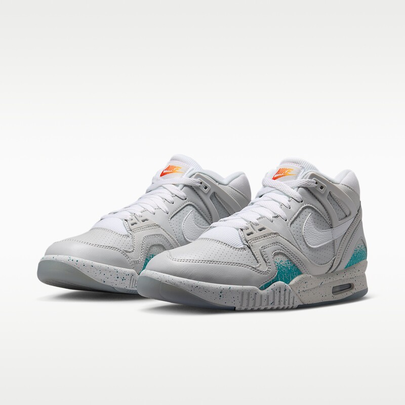 Nike Air Tech Challenge 2 "Back to the Future" | IX4084-025