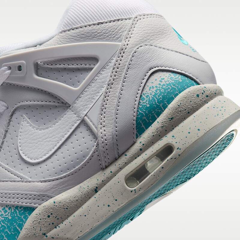 Nike Air Tech Challenge 2 "Back to the Future" | IX4084-025 Nike Air Tech Challenge 2 "Back to the Future" | IX4084-025