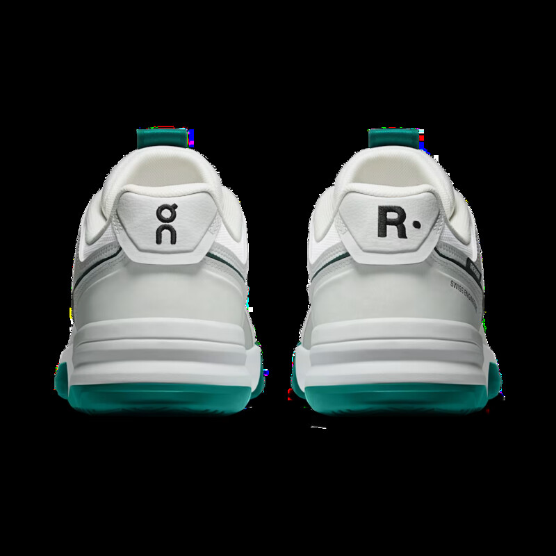 On THE ROGER Clubhouse Pro 2 "White/Neem" | 3MG30075294