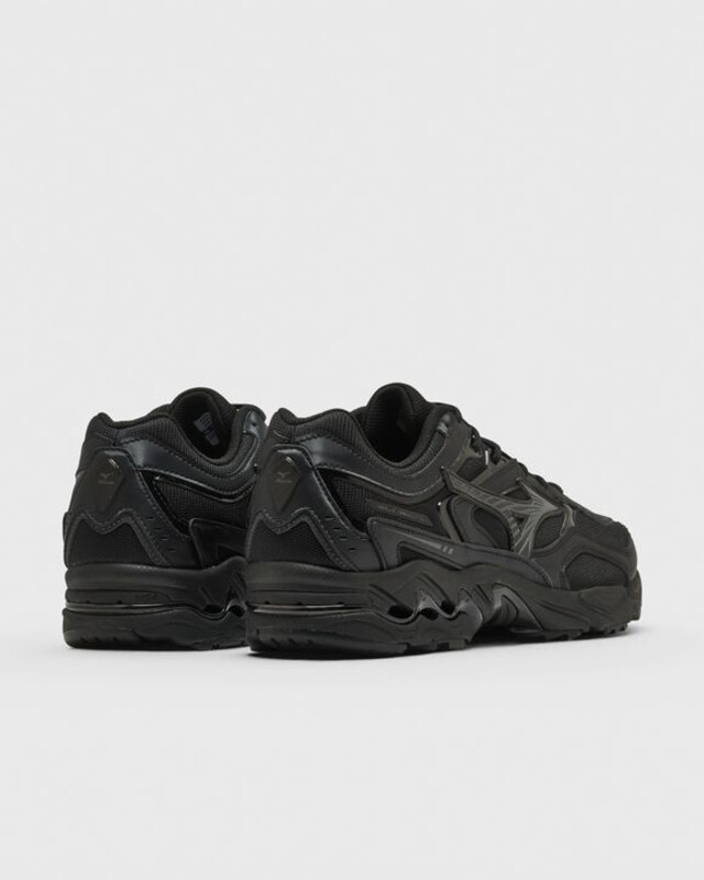 Mizuno Wave MG4 LS "Metallic Black" | D1GA260C01