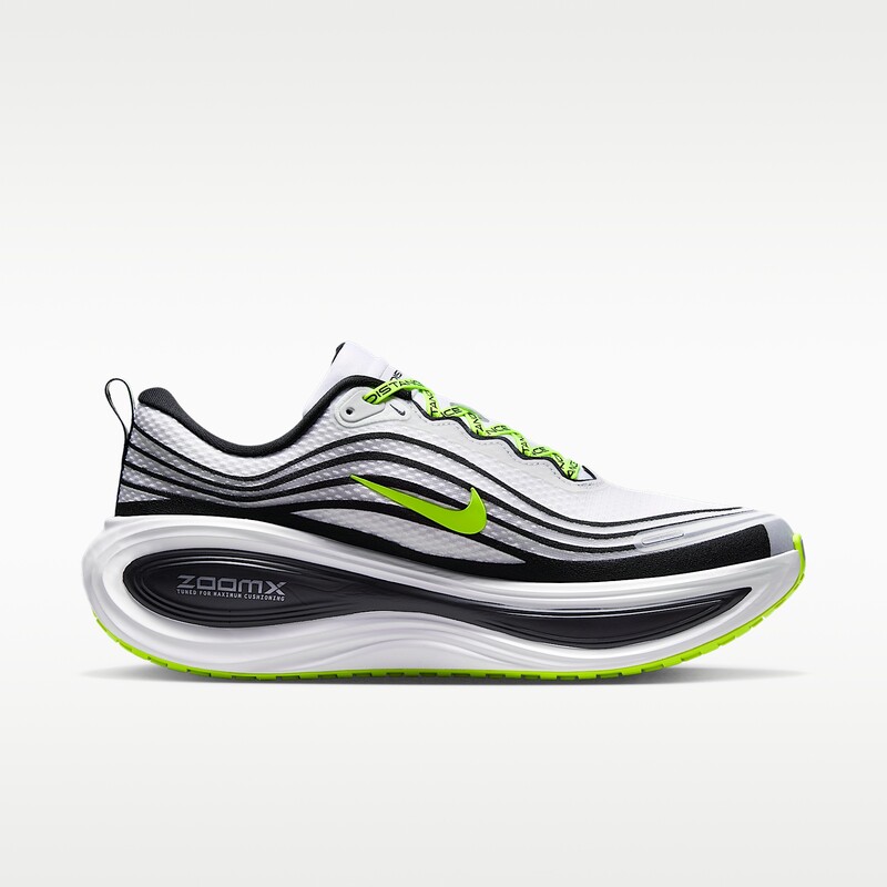 Distance x Nike Vomero Plus | IQ7318-100 Distance x Nike Vomero Plus | IQ7318-100