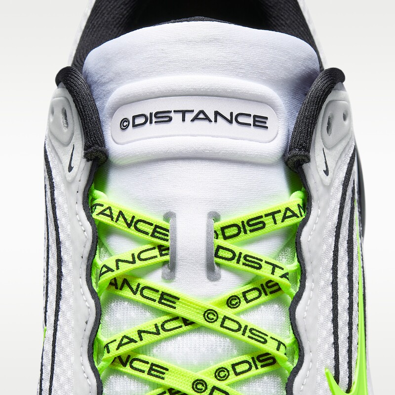 Distance x Nike Vomero Plus | IQ7318-100 Distance x Nike Vomero Plus | IQ7318-100