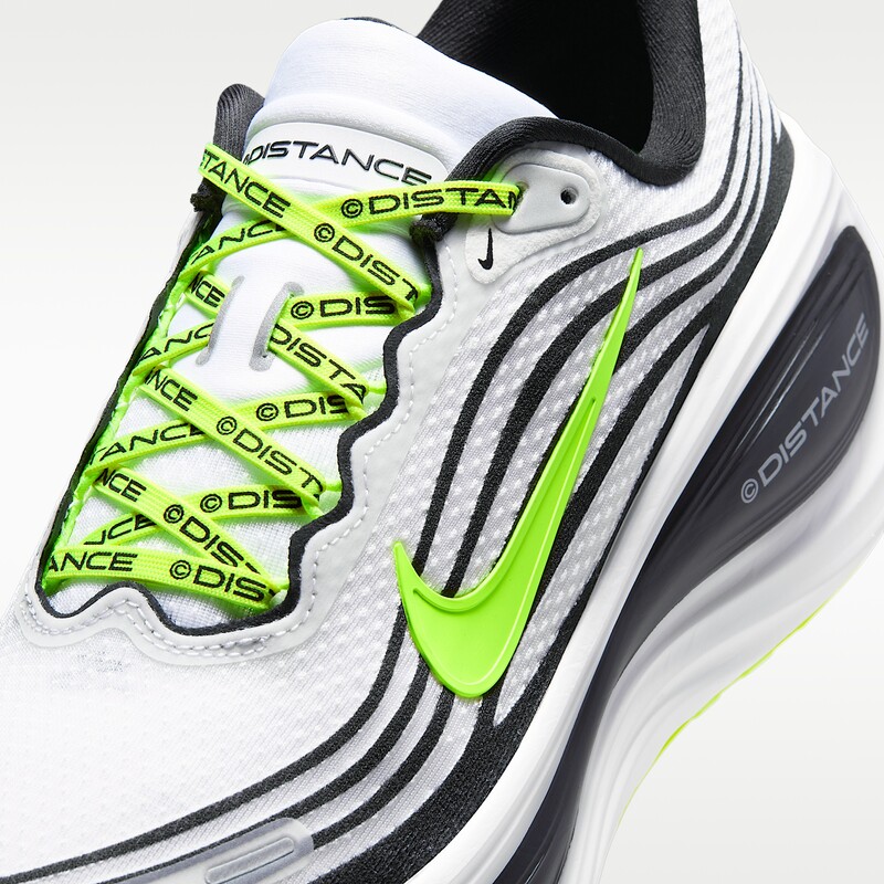 Distance x Nike Vomero Plus | IQ7318-100