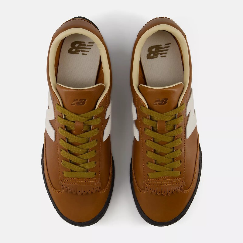 New Balance Gator Run "Bark" | UGTRS2AN