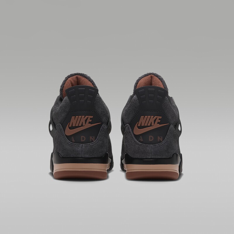 Air Jordan 4 Retro "London" | IV6048-001 Air Jordan 4 Retro "London" | IV6048-001
