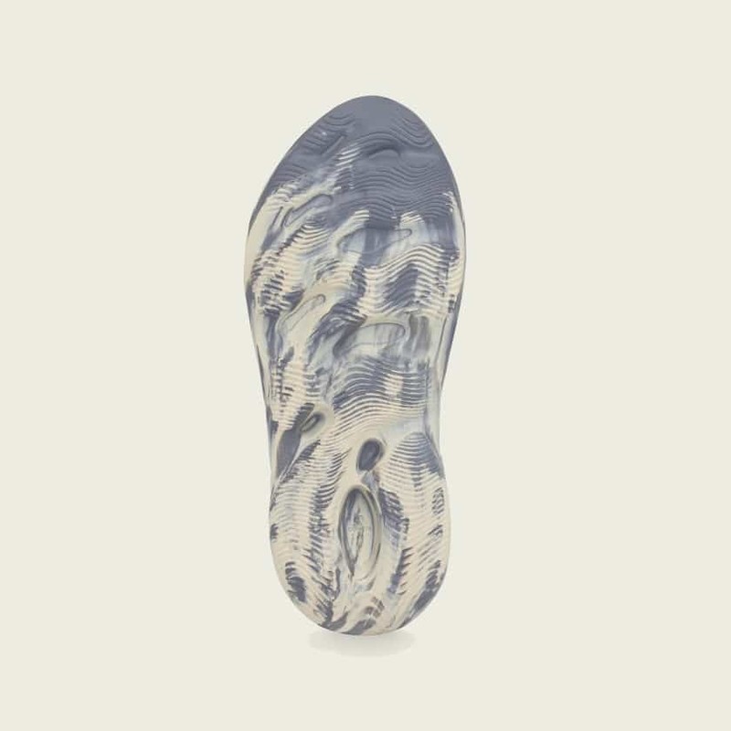 adidas Yeezy Foam Runner MXT Moon Gray | GV7904