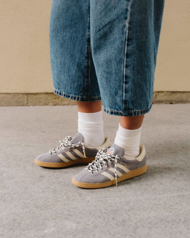 BSTN x adidas München Oktoberfest "Grey" | LA3451