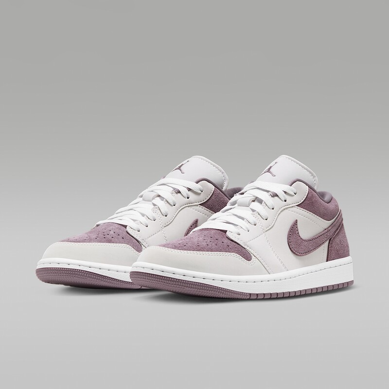 Air Jordan 1 Low "Swan" | DC0774-117