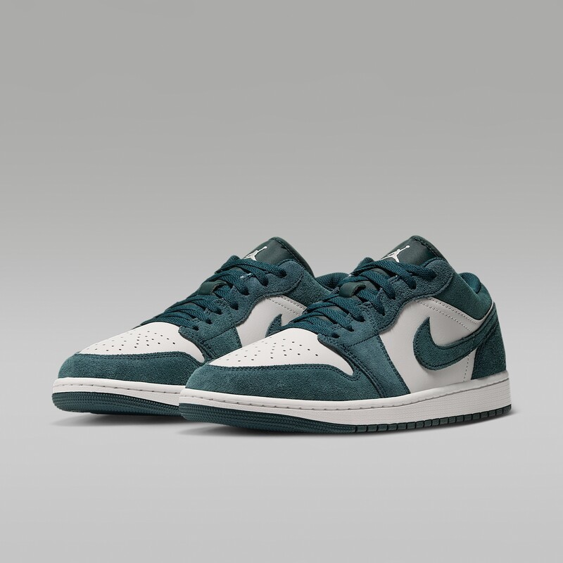 Air Jordan 1 Low "Midnight Spruce" | 553558-303 Air Jordan 1 Low "Midnight Spruce" | 553558-303