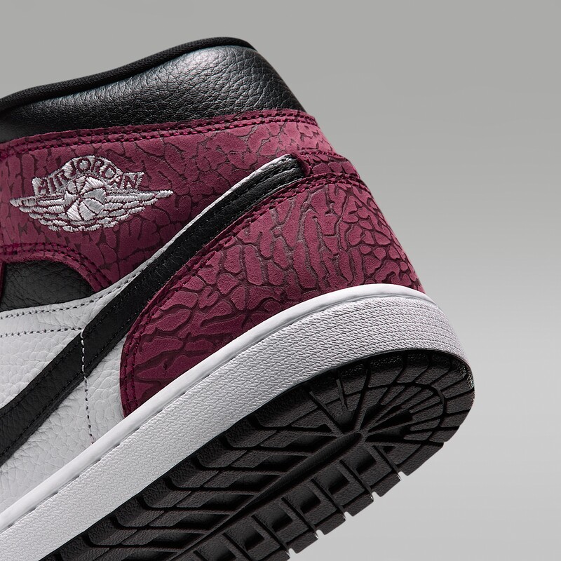 Air Jordan 1 Mid SE "Team Red Elephant" | IQ5493-600 Air Jordan 1 Mid SE "Team Red Elephant" | IQ5493-600
