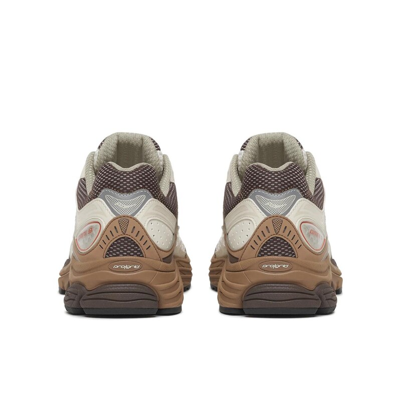 Saucony ProGrid Omni 9 OG "Almond" | S101660-1010