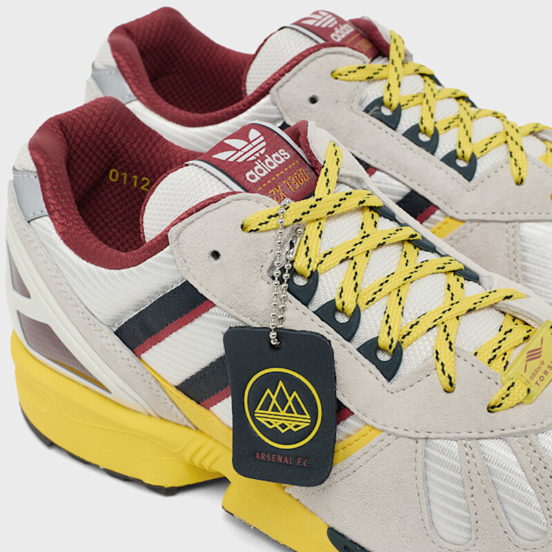 F.C. Arsenal x adidas ZX 7300 SPZL | KK0761