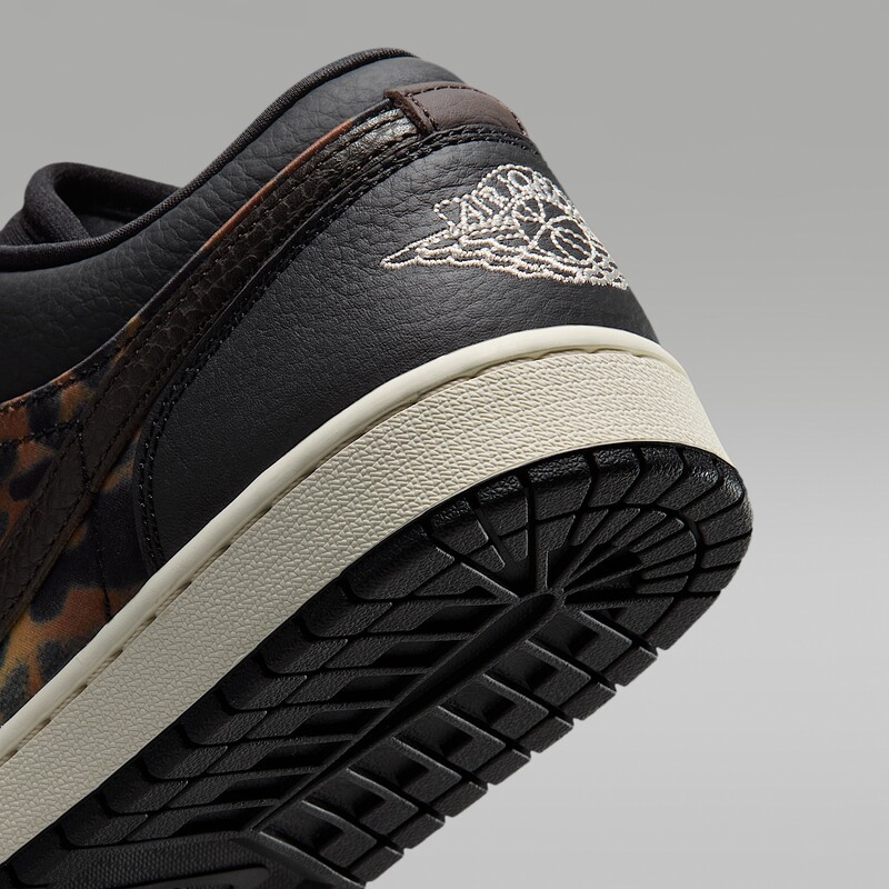 Air Jordan 1 Low SE "Black Leopard" | IQ5162-001 Air Jordan 1 Low SE "Black Leopard" | IQ5162-001