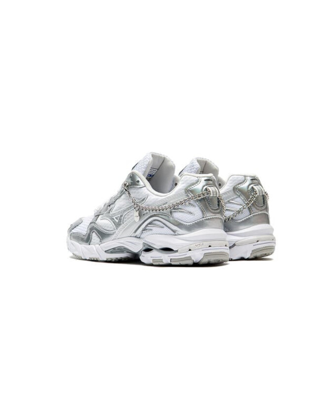 Mizuno Wave Rider 10 Jewels "Cloudscape" | D1GA260E01