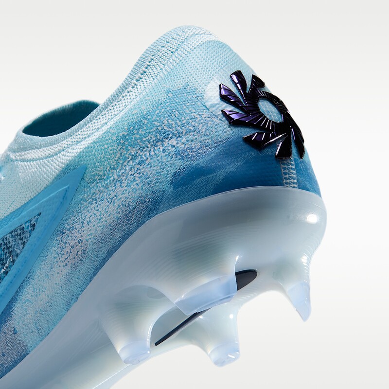 Nike Phantom 6 Low Low Elite FG "Erling Haaland" | HQ2332-401 Nike Phantom 6 Low Low Elite FG "Erling Haaland" | HQ2332-401