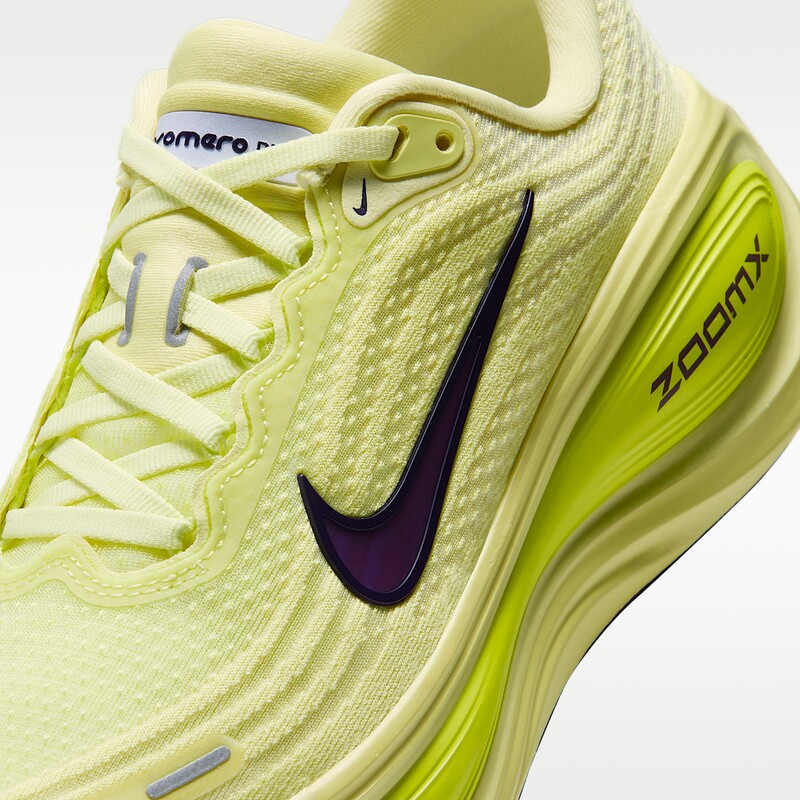 Nike Vomero Plus "Fennel" | HV8154-310 Nike Vomero Plus "Fennel" | HV8154-310