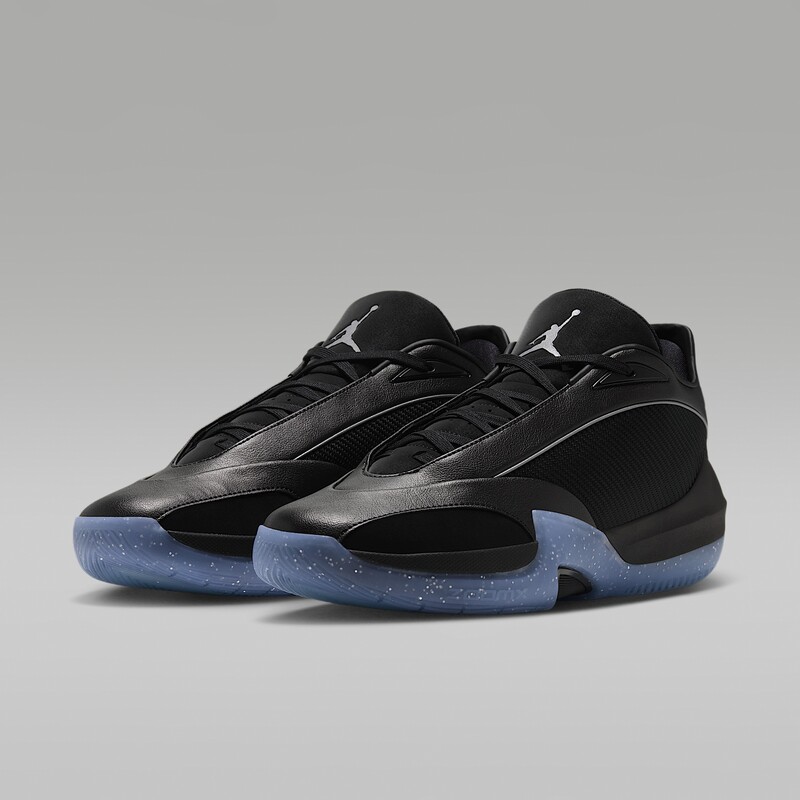 Jordan Triangle "Black" | IB1154-002 Jordan Triangle "Black" | IB1154-002