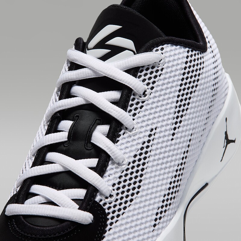 Jordan Luka 77 "White/Black" | IF1610-104