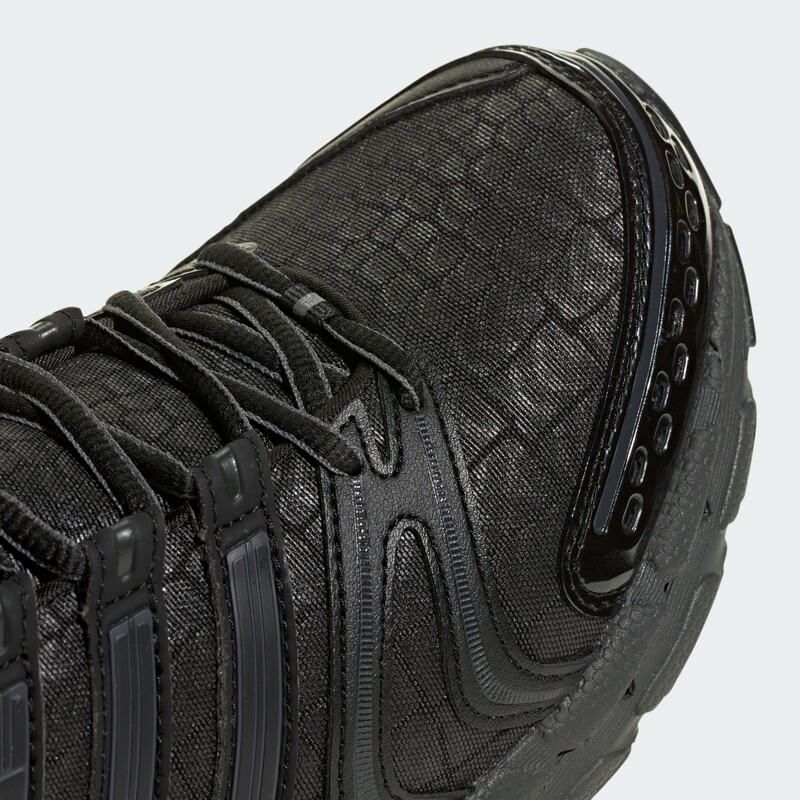adidas Adistar Control 5 "Triple Black" | KI4463