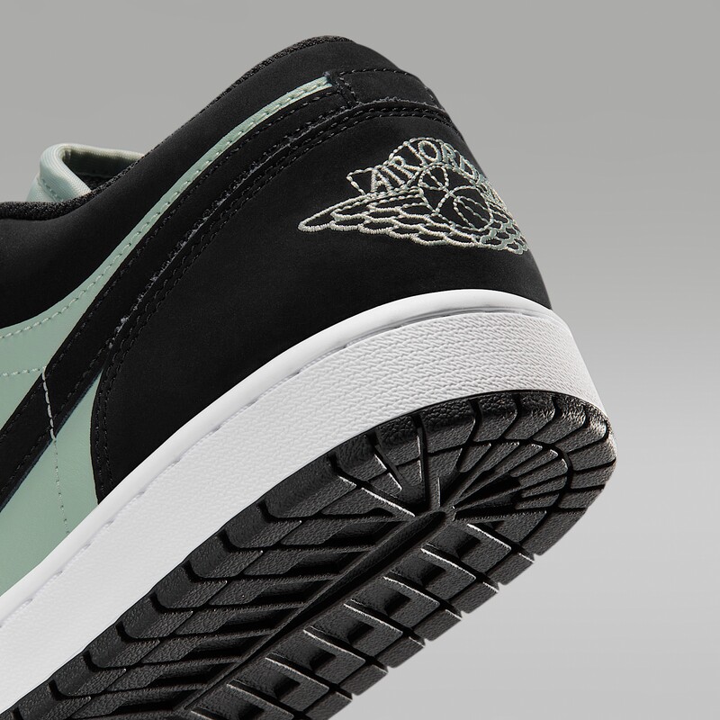 Air Jordan 1 Low "Pistachio Frost" | 553558-054