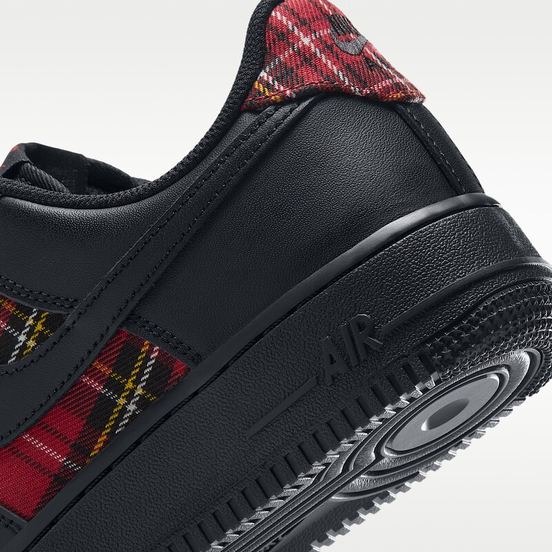 Nike Air Force 1 '07 "Plaid" | IR5596-001 Nike Air Force 1 '07 "Plaid" | IR5596-001
