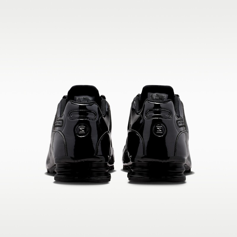 Nike Shox NZ "Black" | IV5704-901