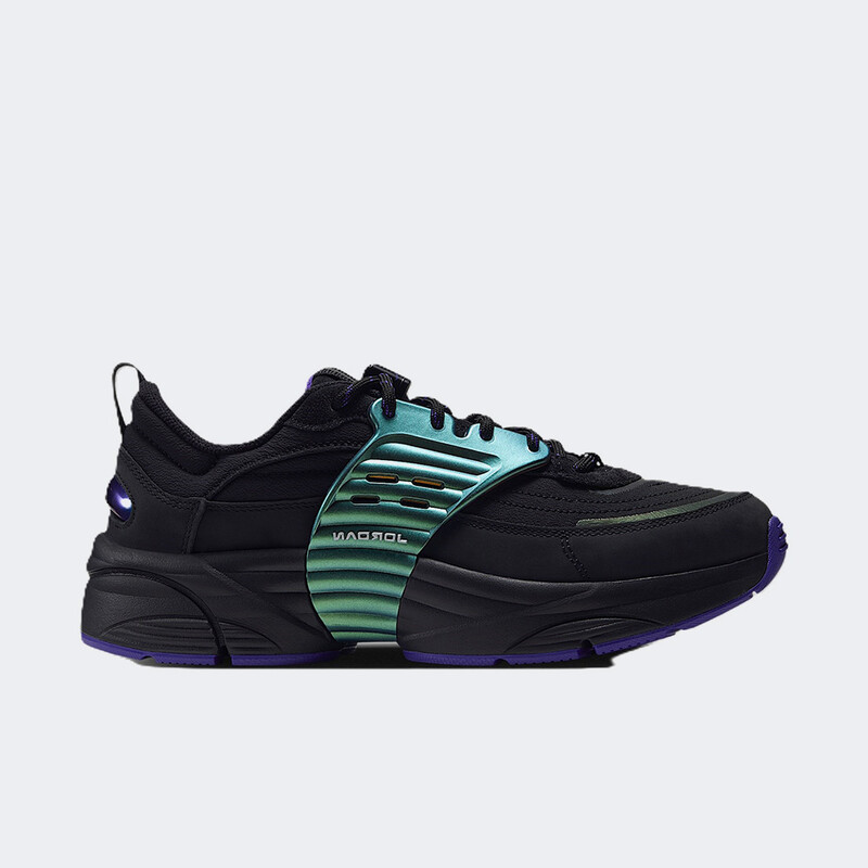 Jordan Trunner O/S "Irridescent" | IQ5486-001 Jordan Trunner O/S "Irridescent" | IQ5486-001