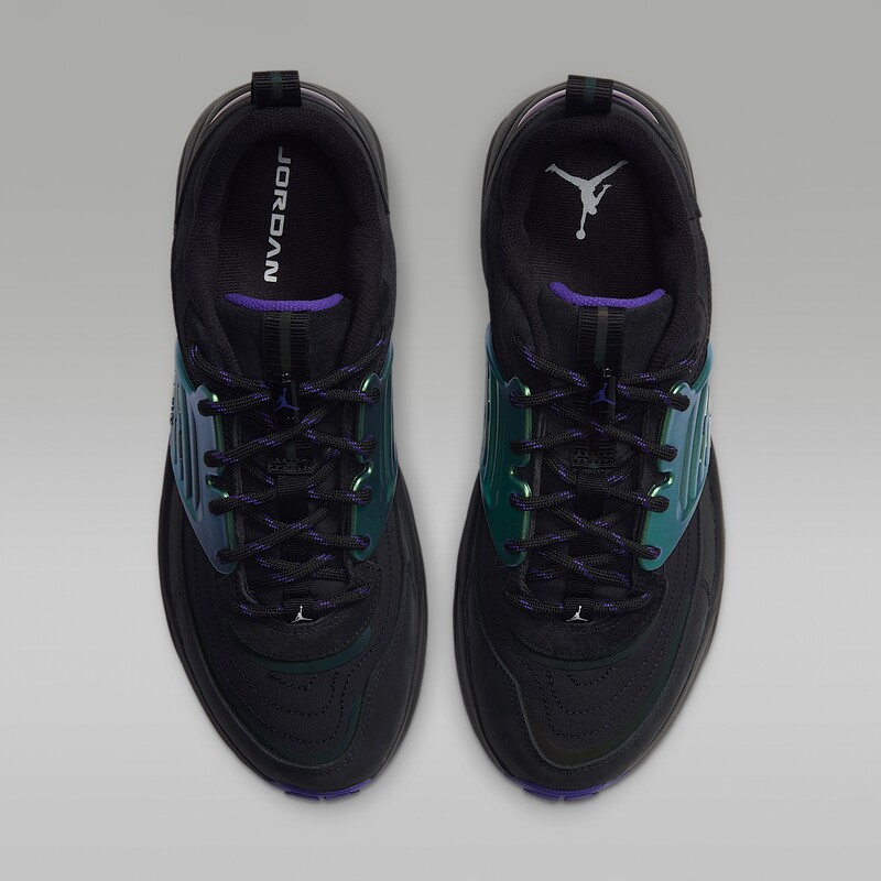 Jordan Trunner O/S "Irridescent" | IQ5486-001 Jordan Trunner O/S "Irridescent" | IQ5486-001